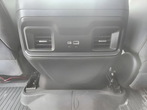 Used 2024 Chevrolet Silverado 1500 LT Trail Boss image 17