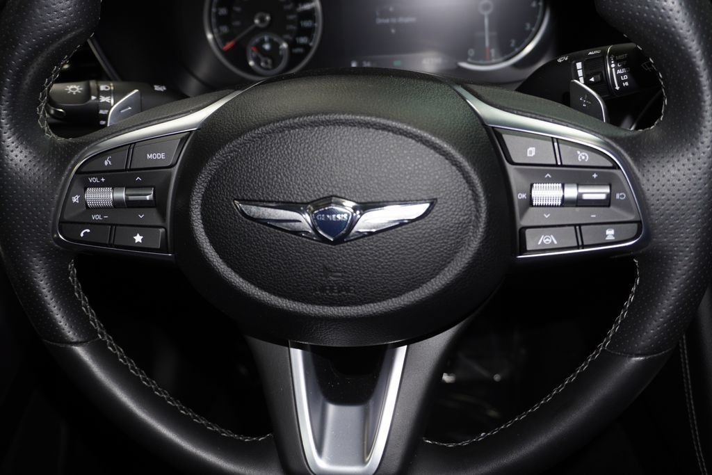 Used 2022 Genesis G70 2.0T w/ Prestige Package AWD/4WD image 16