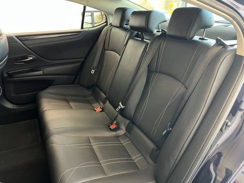 Used 2020 Lexus ES 350 w/ Accessory Package FWD image 41