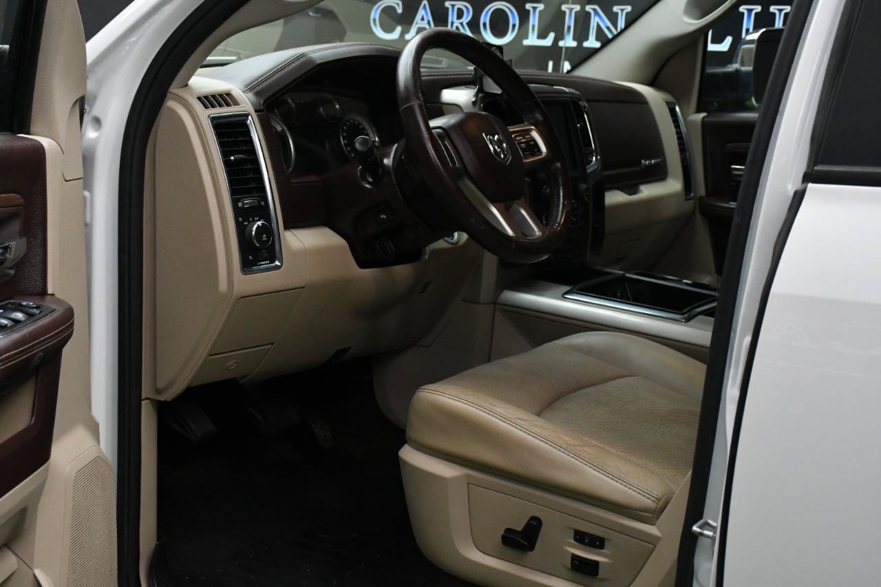 Used 2015 RAM 1500 Laramie w/ Convenience Group AWD/4WD image 19