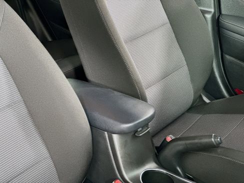 Used 2018 Kia Forte LX image 34