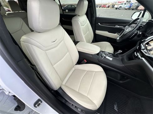 Certified 2024 Cadillac XT6 Sport image 29