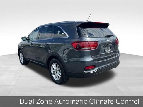 Used 2020 Kia Sorento LX w/ LX I4 Convenience Package FWD image 6