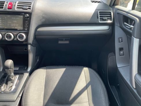 Used 2016 Subaru Forester 2.0XT Touring w/ Eyesight & Navigation System AWD/4WD image 27