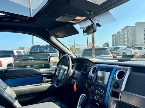 Used 2014 Ford F150 Raptor w/ Equipment Group 801A Luxury image 4