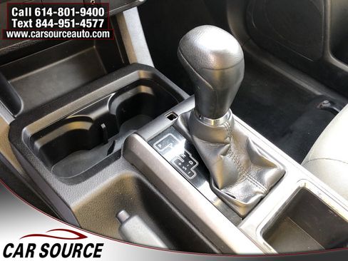 Used 2016 Toyota Tacoma SR5 image 19