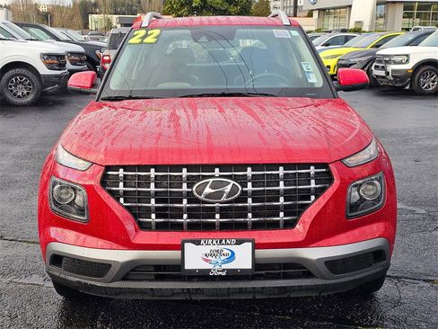 Certified 2022 Hyundai Venue SEL w/ Cargo Package image 2