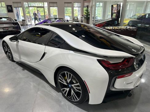 Used 2015 BMW i8 AWD/4WD image 21