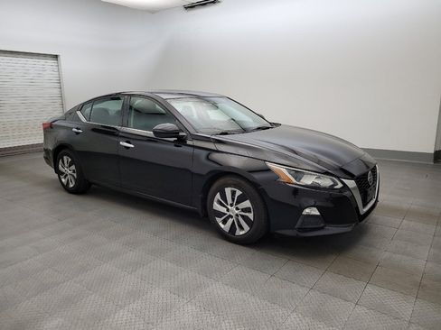 Used 2020 Nissan Altima 2.5 S FWD image 11
