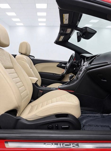 Used 2019 Buick Cascada Sport Touring FWD image 22