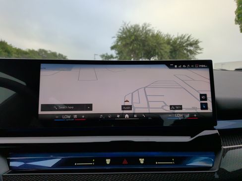 New 2026 BMW i5 M60 AWD/4WD image 17
