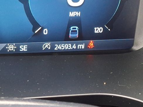 Used 2025 Ford F150 XLT w/ Equipment Group 301A Standard image 19