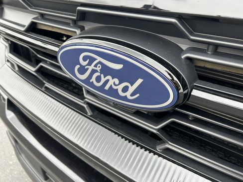 Used 2025 Ford Expedition Active image 27