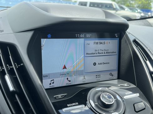 Used 2019 Ford Escape Titanium FWD image 24