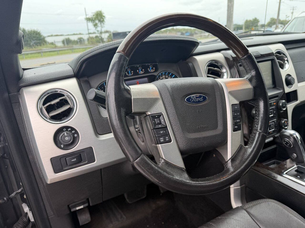 Used 2014 Ford F150 Platinum AWD/4WD image 15