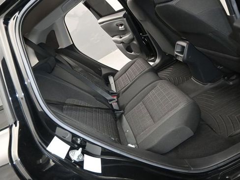 Used 2023 Honda HR-V LX image 14