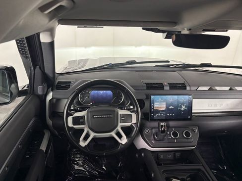 Used 2022 Land Rover Defender 110 AWD/4WD image 21