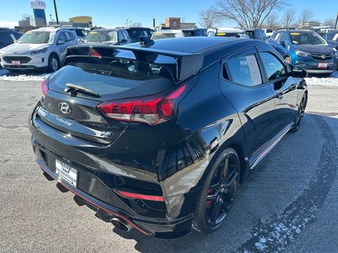 Used 2020 Hyundai Veloster N w/ Performance Package image 7