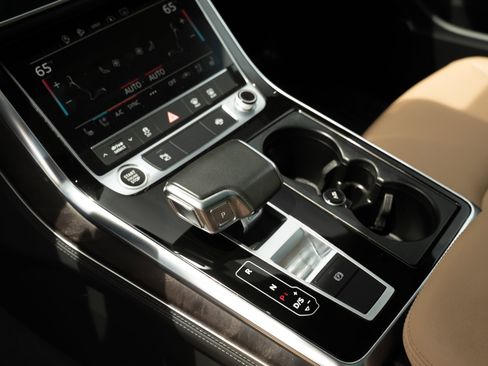 Certified 2023 Audi Q8 Premium Plus AWD/4WD image 18