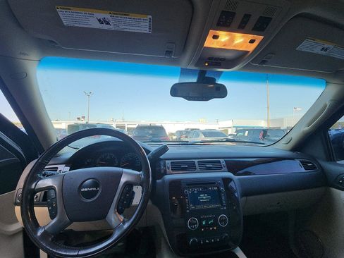 Used 2008 GMC Yukon Denali AWD/4WD image 17
