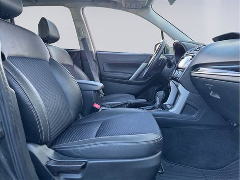 Used 2018 Subaru Forester 2.5i Premium image 19