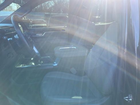 Certified 2022 GMC Sierra 1500 SLT w/ SLT Premium Package image 5