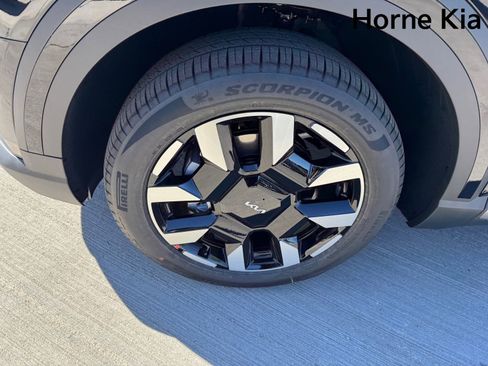 New 2027 Kia Telluride S image 8