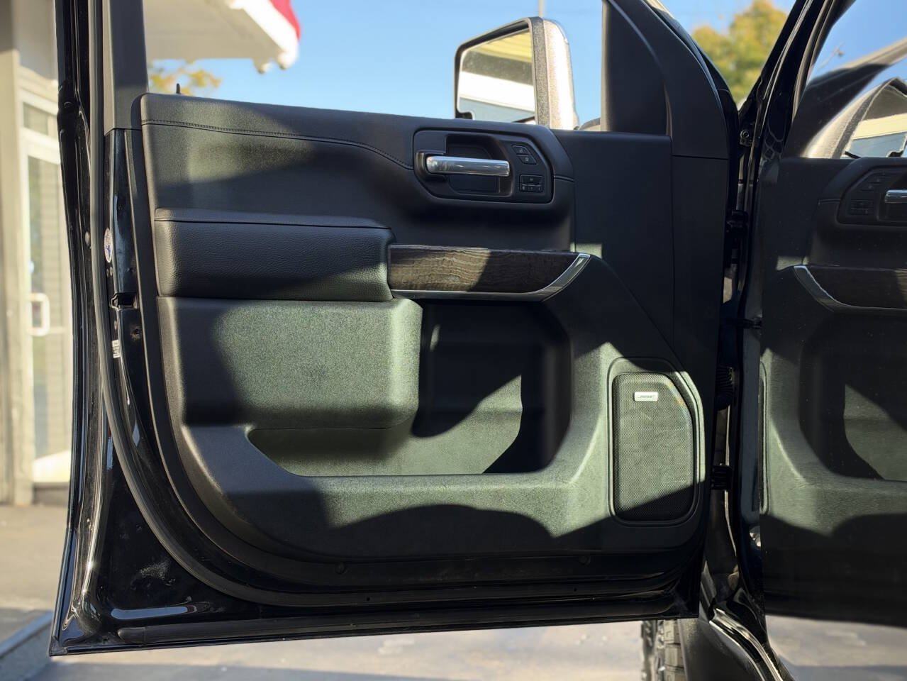 Used 2023 GMC Sierra 3500 Denali w/ Denali Black Diamond Edition AWD/4WD image 13