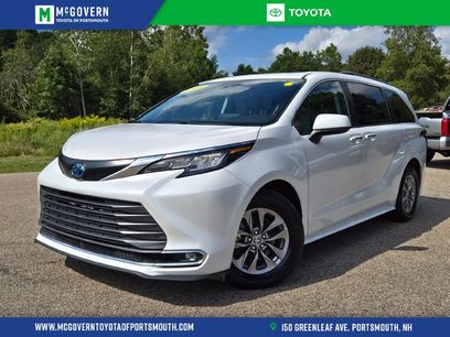 Used 2023 Toyota Sienna XLE