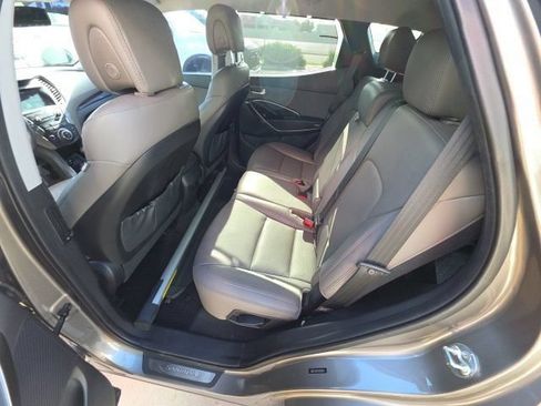 Used 2017 Hyundai Santa Fe Sport FWD image 23
