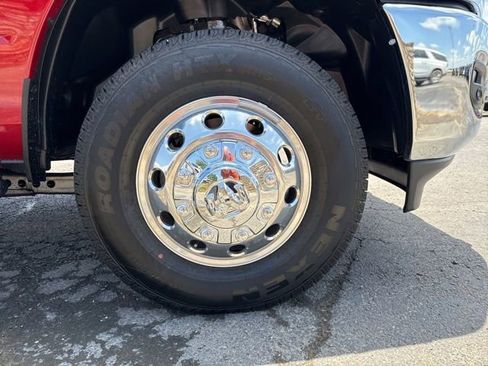 New 2026 RAM 3500 Tradesman AWD/4WD image 11
