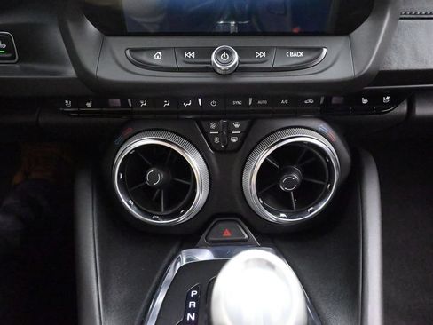 Used 2019 Chevrolet Camaro SS RWD image 28