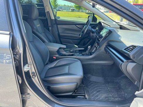 Used 2022 Subaru Crosstrek 2.5i Sport w/ Moonroof Package AWD/4WD image 17