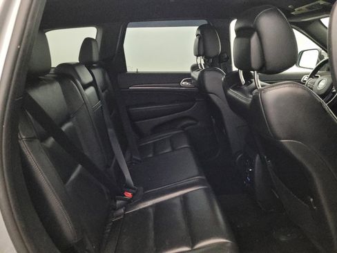 Used 2018 Jeep Grand Cherokee Limited AWD/4WD image 19