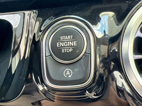 Used 2021 Mercedes-Benz GLA 250 image 25