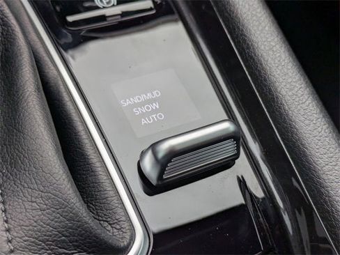 New 2026 Jeep Compass Latitude image 22