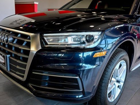 Used 2018 Audi Q5 2.0T Premium AWD/4WD image 9