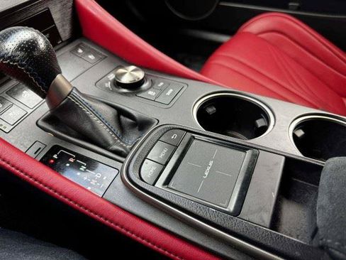 Used 2017 Lexus RC F RWD image 43
