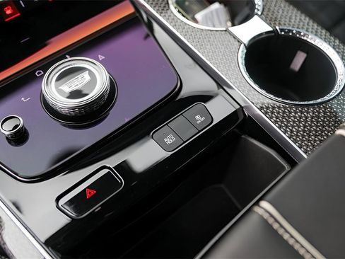 Certified 2025 Cadillac Escalade ESV V image 20