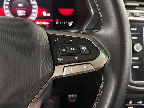 Certified 2023 Volkswagen Tiguan SE R-Line AWD/4WD image 24