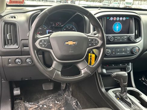 Used 2018 Chevrolet Colorado LT image 11
