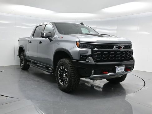 Used 2024 Chevrolet Silverado 1500 ZR2 w/ Technology Package AWD/4WD image 72