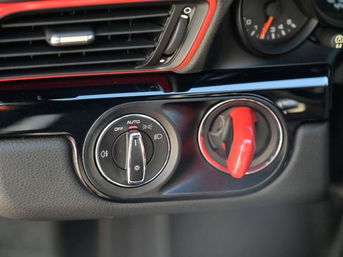 Used 2019 Porsche 911 Carrera T image 22