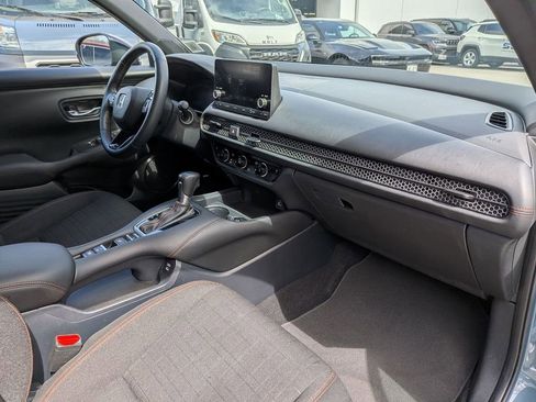 Used 2024 Honda HR-V Sport image 22