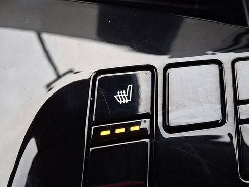 Certified 2024 Kia Sportage EX image 24