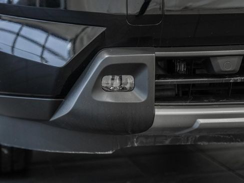 Used 2024 Nissan Pathfinder Platinum w/ Black Appearance Package image 13