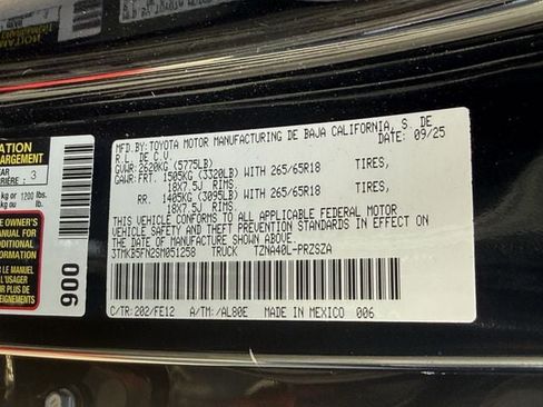 Used 2025 Toyota Tacoma TRD Sport RWD image 34