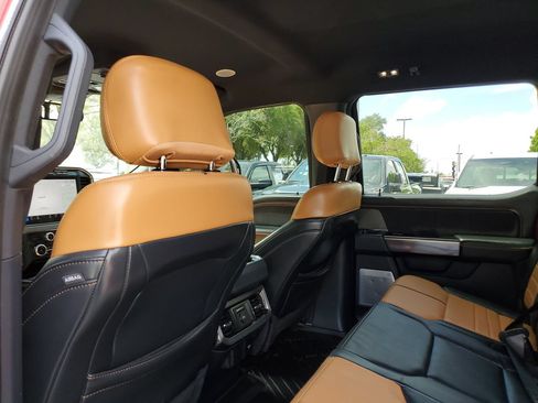 Used 2024 Ford F250 Platinum w/ Tremor Off-Road Package AWD/4WD image 10