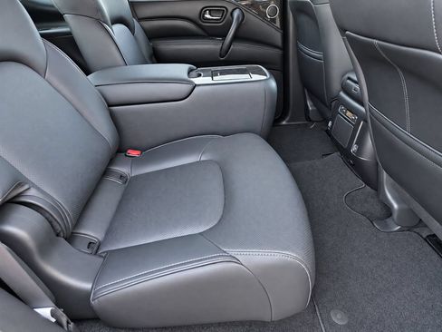 Used 2021 INFINITI QX80 Luxe w/ Cargo Package AWD/4WD image 46