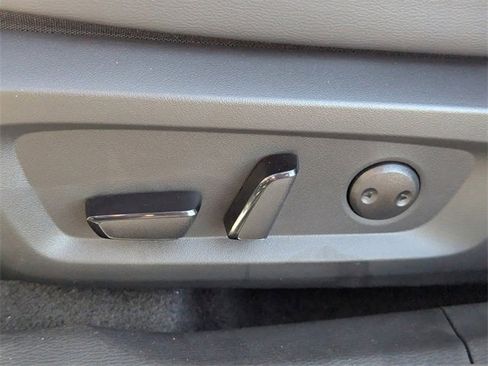 New 2025 Mitsubishi Outlander SEL image 12